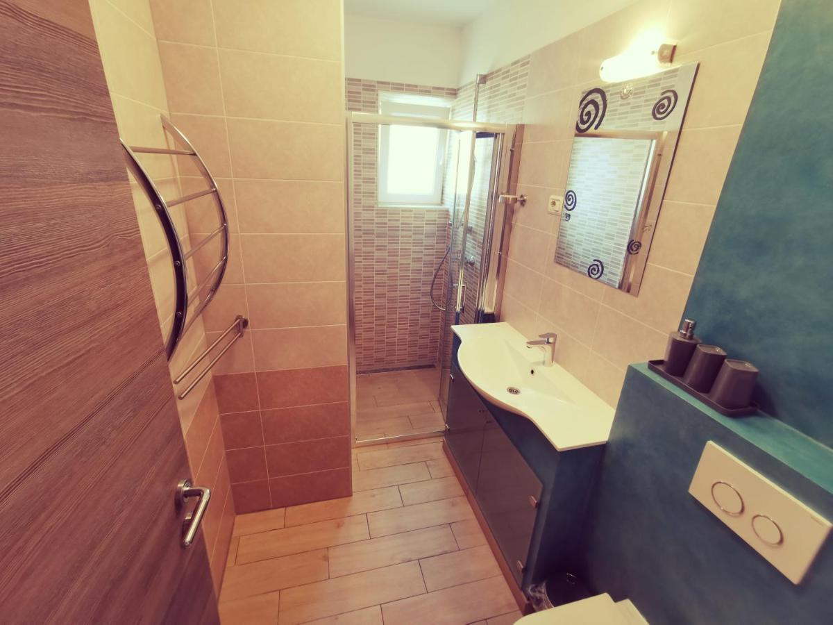 Haus Maro Apartment Supetarska Draga Bagian luar foto