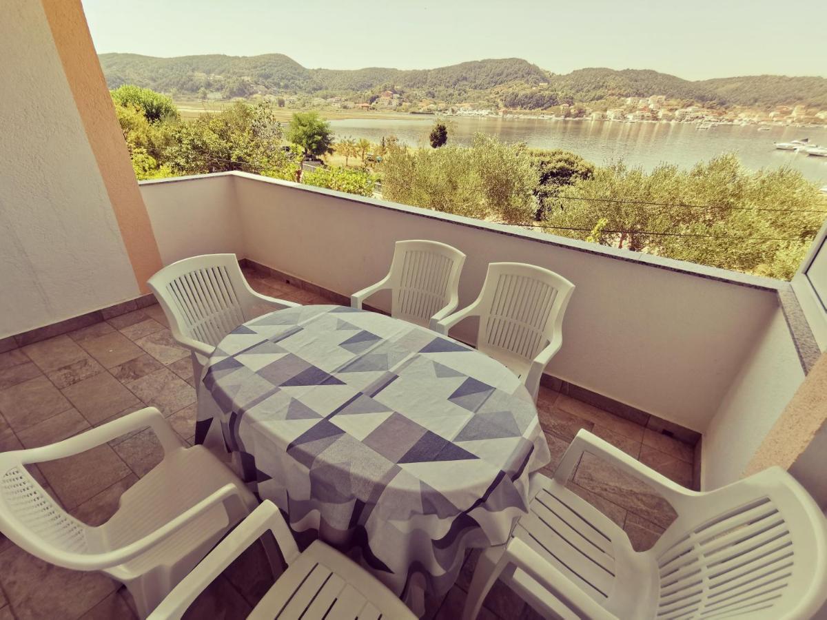 Haus Maro Apartment Supetarska Draga Bagian luar foto