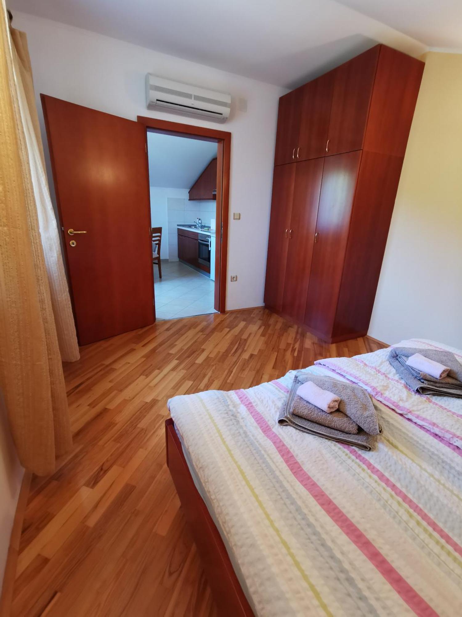 Haus Maro Apartment Supetarska Draga Ruang foto